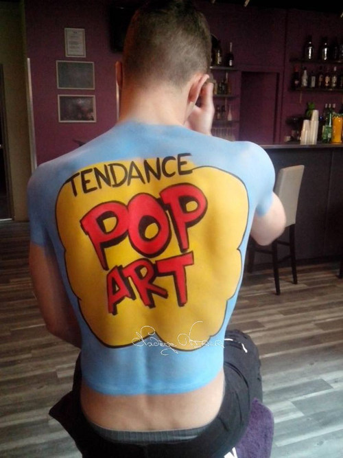 Body painting Pop art 2 tee-shirt homme défilé soirée animation body painting