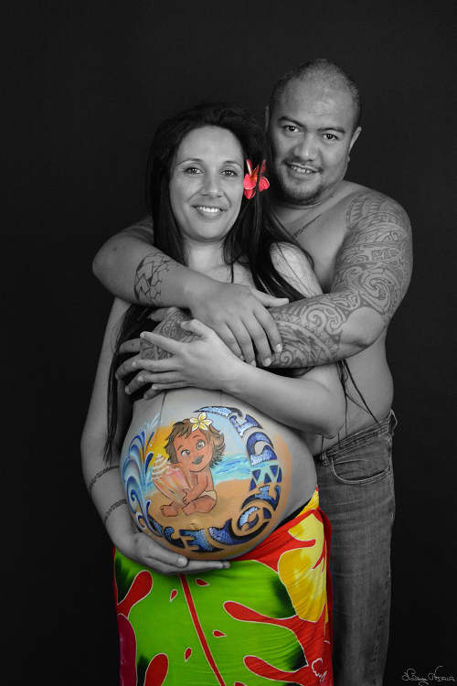 belly-painting-vaiana-polynesie-fleur-de-tiare.jpg