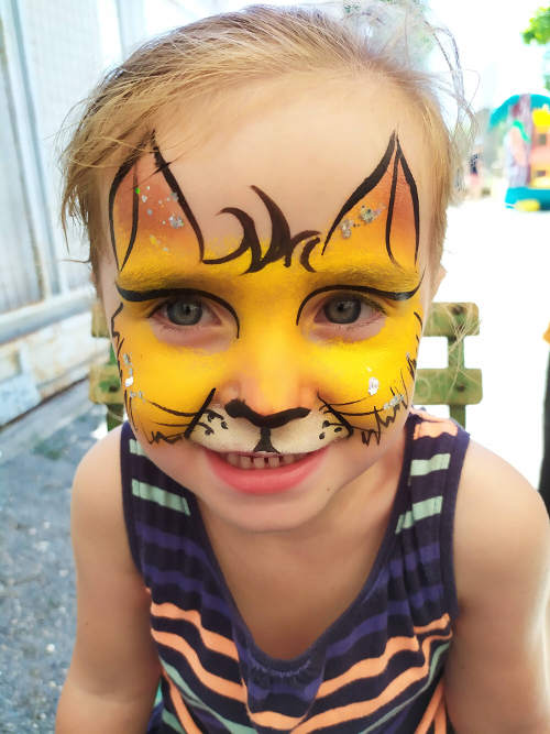 facepainting-animation-maquillage-enfants-Ecully-tigre-chat.jpg